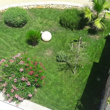La Bella Villa *